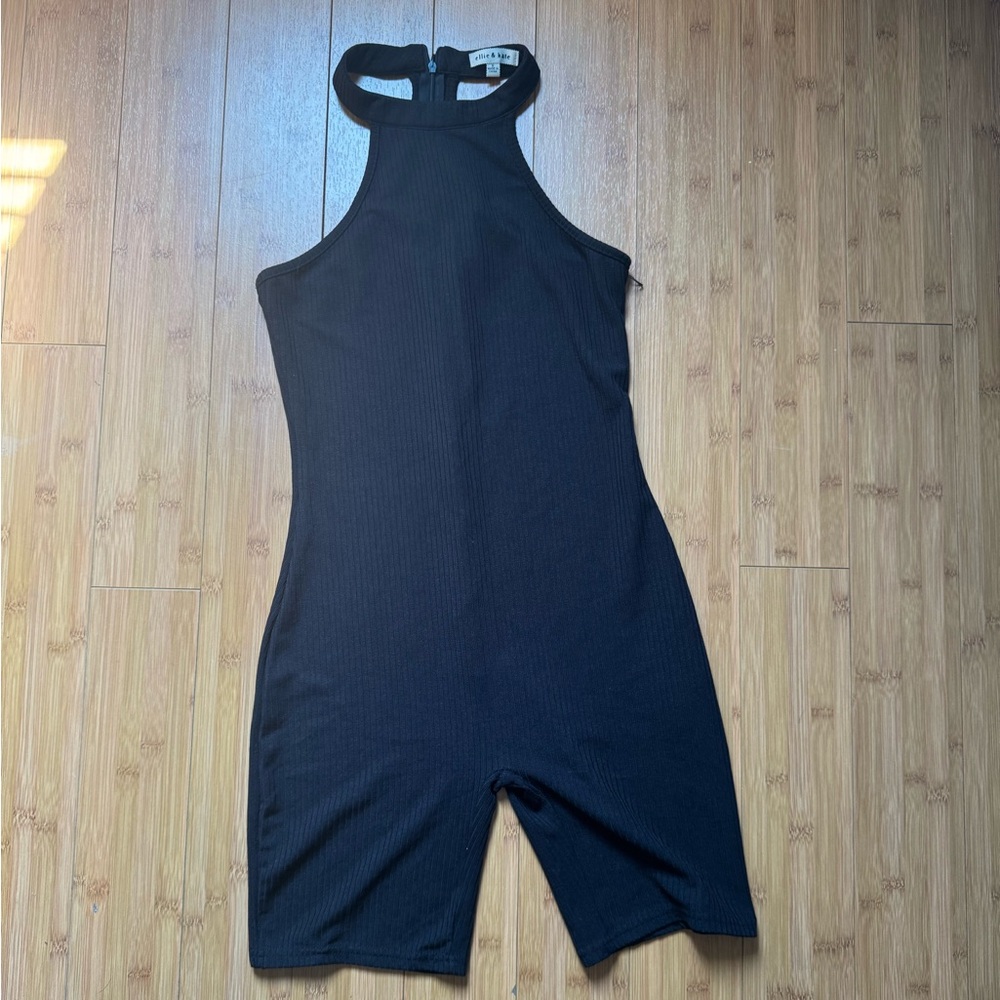 Chic Black Sleeveless Jumpsuit